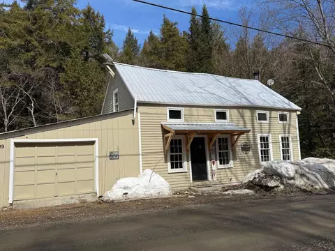 1829 W Jamaica Rd, Jamaica, VT 05343