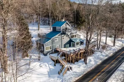 732 Bridgewater Center Rd, Bridgewater, VT 05035