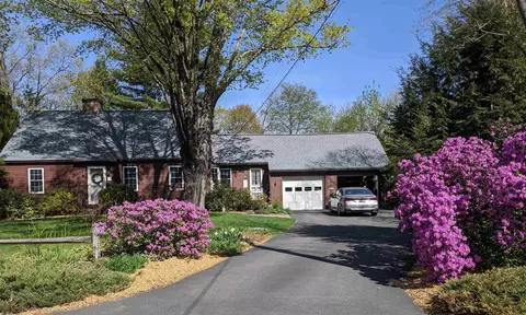 11 Fellows St, Concord, NH 03301