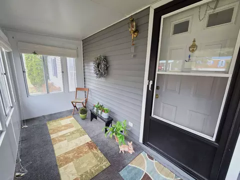 91 Zachary Dr, Hooksett, NH 03106