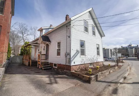 16 Prince St, Concord, NH 03301