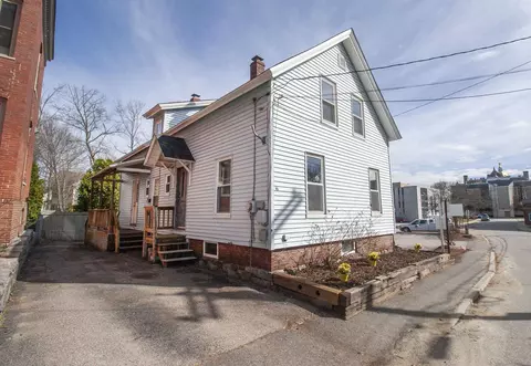 16 Prince St, Concord, NH 03301