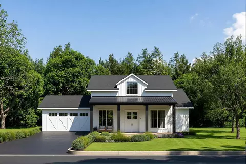 5 Wellington Ct, Ossipee, NH 03864