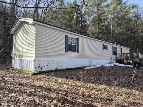 69 Parade Ground Cemetery Rd, Warner, NH 03278