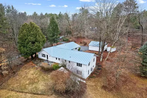 227 Garey Rd, Fairlee, VT 05045