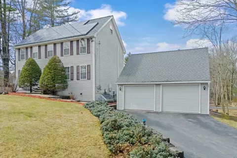 3 Kendall Pond Rd, Derry, NH 03038