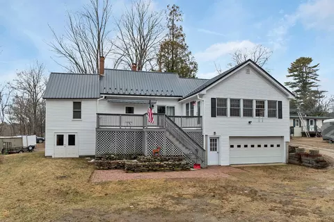 66 Main St, Milton, NH 03852