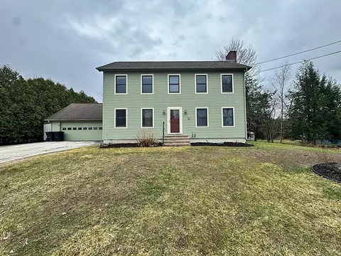 10 Elmwood Dr, Rutland, VT 05701