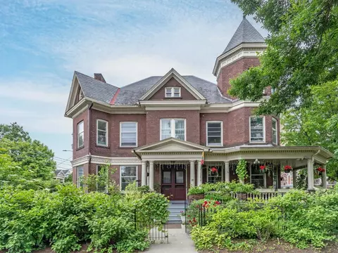 25 Buell St, Burlington, VT 05401