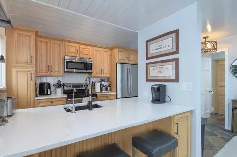 Kitchen - 292 Okemo Trailside Ext #34E, Ludlow, VT 05149 photo 2 of 4