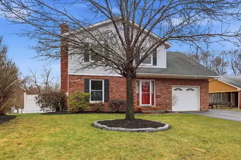 147 Leewood St, Manchester, NH 03103