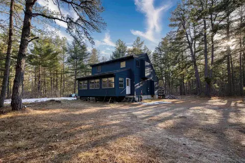 6 Pleasant Dr, Freedom, NH 03836