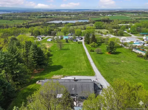 445 S Main St, St. Albans Town, VT 05478