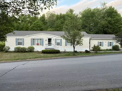 500 Darby Dr, Belmont, NH 03220