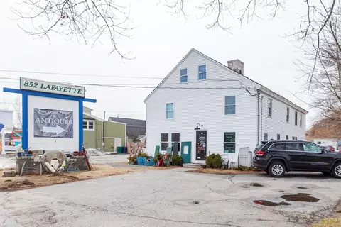 Exterior - 852 Lafayette Rd, Hampton, NH 03842 photo 5 of 8