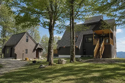 764 Upper Sparrow Hawk Rd, Rochester, VT 05767