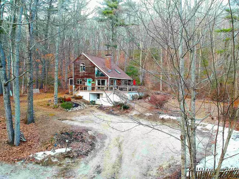 14 Smoke St, Barrington, NH 03825