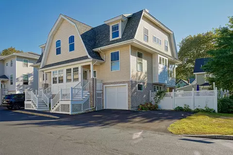 5 Old Parish Way #8, Portsmouth, NH 03801