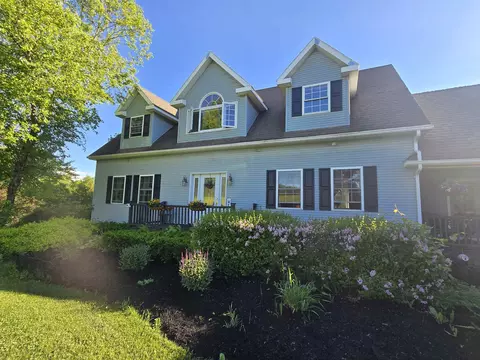 892 Burton Hill Rd, Barton, VT 05822