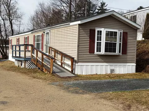 6 Hilltop Manor Mobile Home Park, Littleton, NH 03561