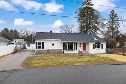39 Ann Ave, Manchester, NH 03102