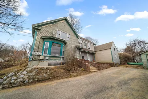 7 Elliott St, Laconia, NH 03246