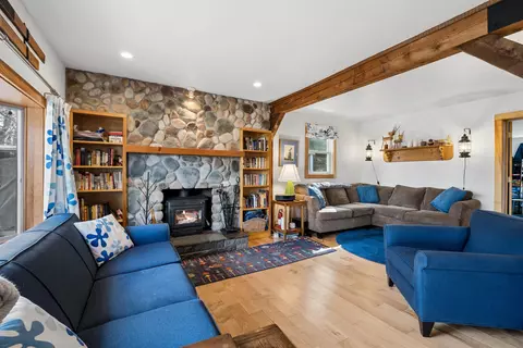 648 Route 103, Sunapee, NH 03782