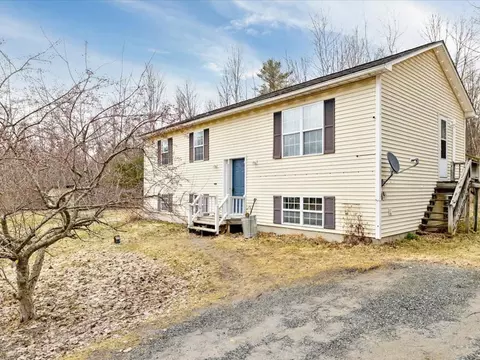 567 Kittell Rd, Sheldon, VT 05483