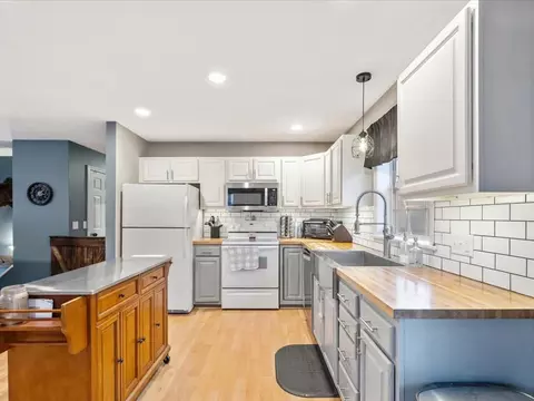 Kitchen - 567 Kittell Rd, Sheldon, VT 05483 photo 1 of 5