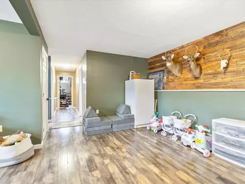 Entry Way - 567 Kittell Rd, Sheldon, VT 05483 photo 2 of 2
