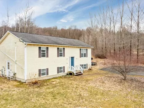 Exterior - 567 Kittell Rd, Sheldon, VT 05483 photo 2 of 4