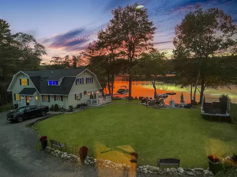 29-31 Walkeys Rd, Windham, NH 03087