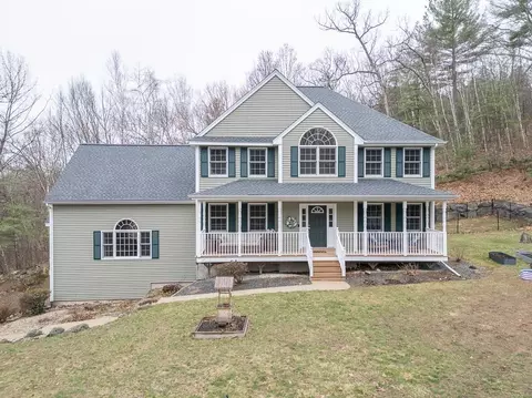 136 Wyndridge Cir, Pelham, NH 03076