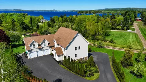29 Campbell Rd, Newport, VT 05855