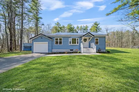 5 Wentworth Dr, Newton, NH 03858