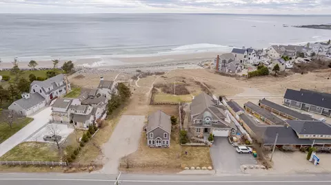 5 Ocean Blvd, North Hampton, NH 03862
