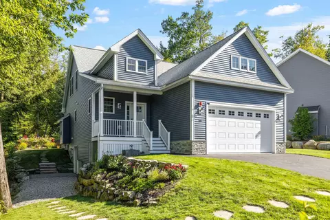 68 Sterling Dr, Laconia, NH 03246