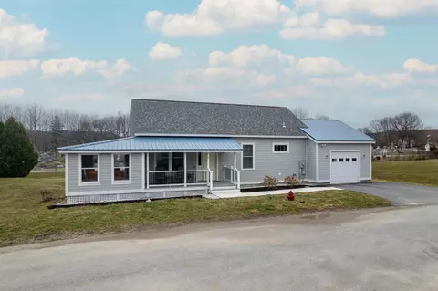 47 Griswold Dr, Rutland, VT 05701