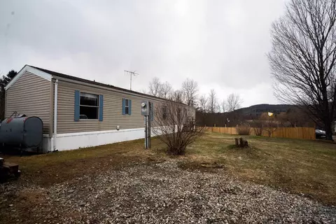 113 Cedar Ln, Jeffersonville, VT 05464