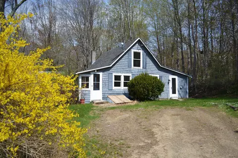 102 Corliss Hill Rd, Meredith, NH 03253