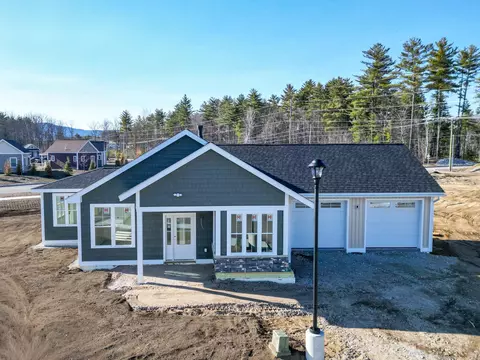 59 Whispering Pines Pl #6, Conway, NH 03860