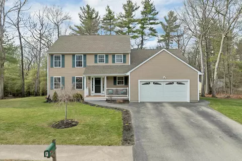7 Leaor Cir, Hudson, NH 03051