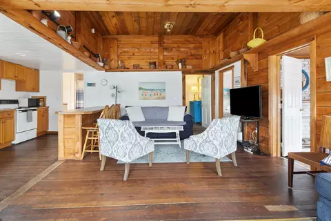 Living - 13 Ocean Blvd, Hampton, NH 03842 photo 3 of 5