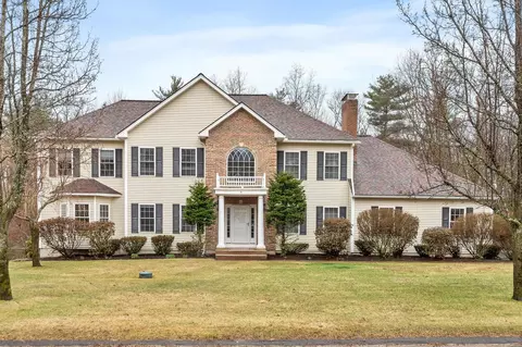 21 Edinburgh Rd, Windham, NH 03087