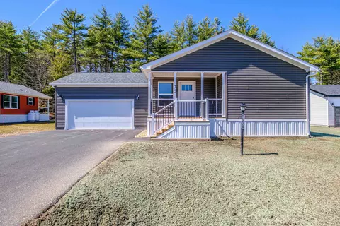75 Diamondback Dr, Rochester, NH 03868