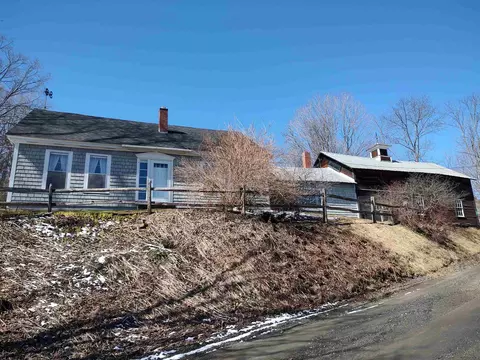 27 Sunset Ln, Brookfield, VT 05036