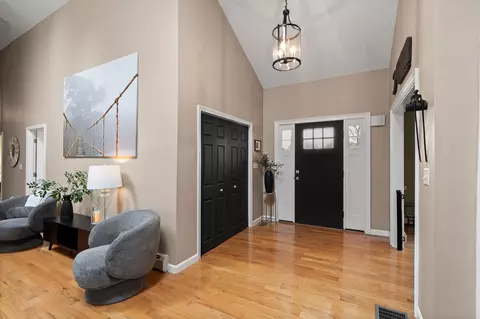 Entry Way - 2 Riverwoods Dr, Exeter, NH 03833 photo 3 of 3