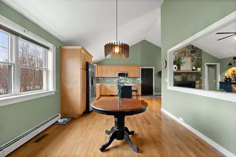 Entry Way - 2 Riverwoods Dr, Exeter, NH 03833 photo 2 of 3