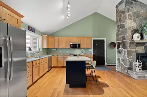 Kitchen - 2 Riverwoods Dr, Exeter, NH 03833 photo 2 of 6
