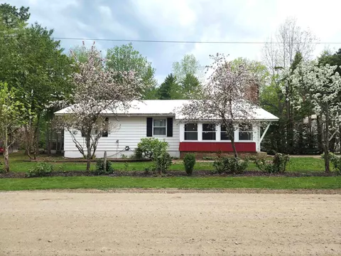 41 Linden Rd, Conway, NH 03860